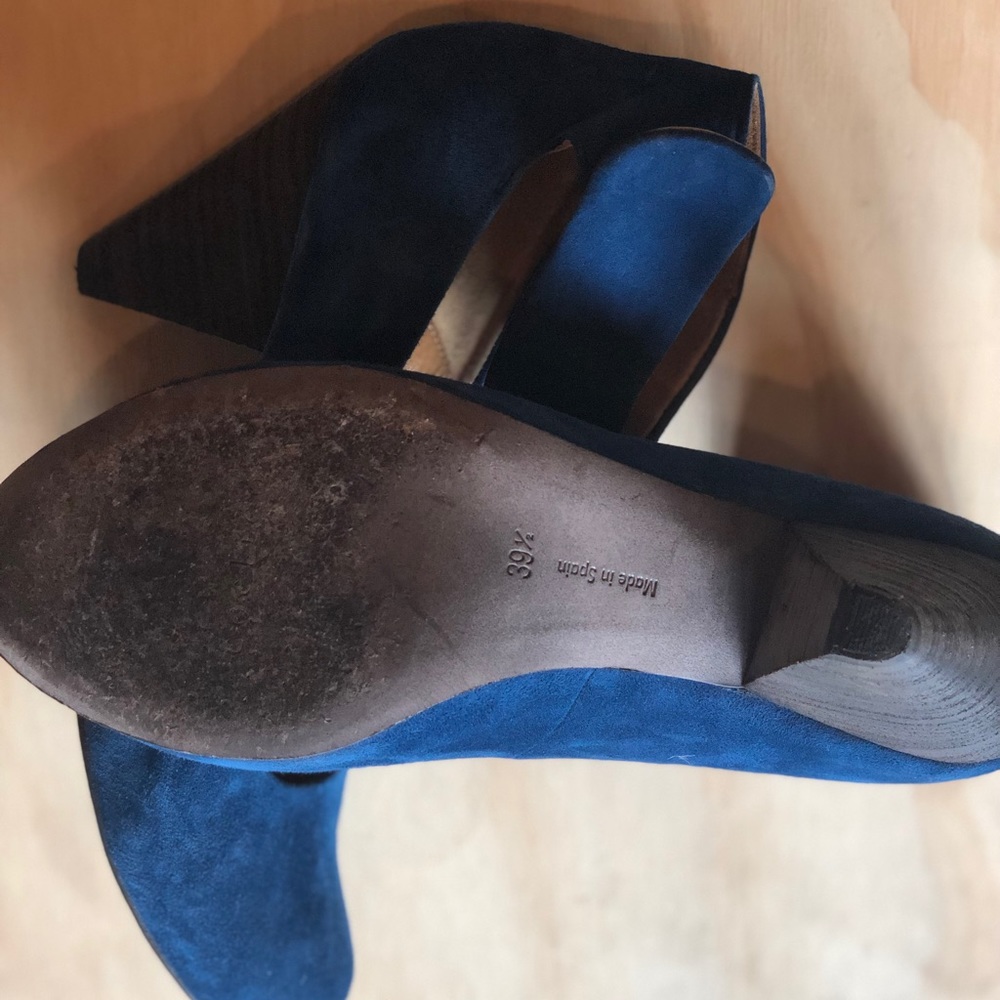 Coclico suede pump 8.5 US (39.5 Euro), heels 3.5” - Picture 8 of 8